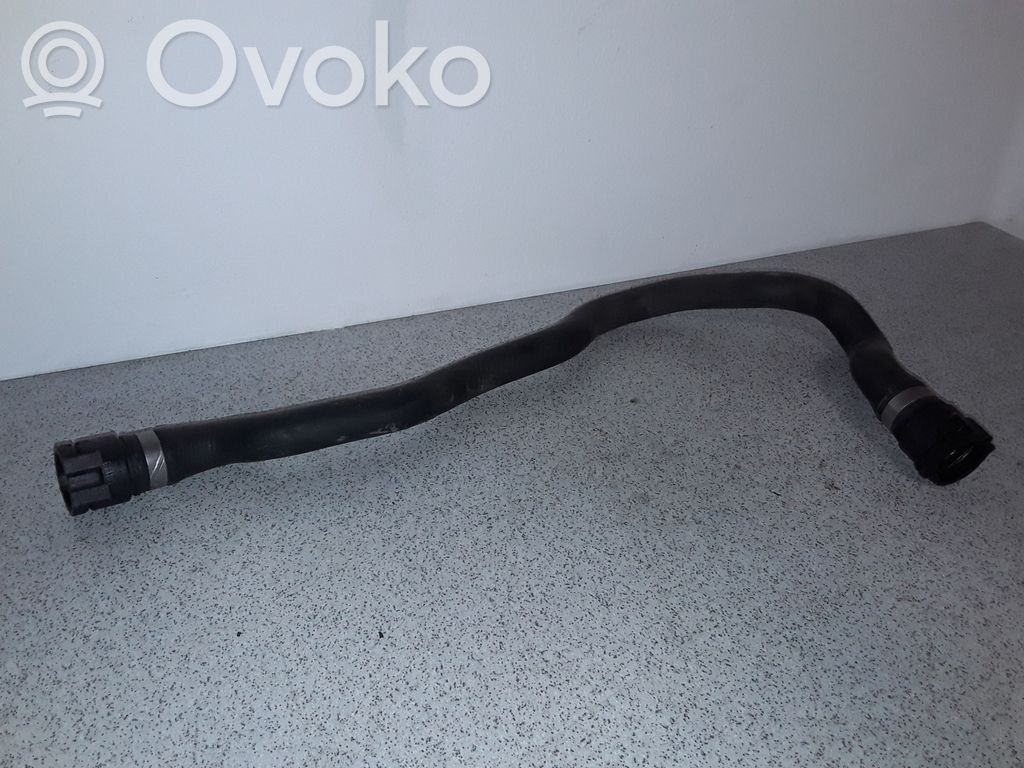 BMW 5 E39 Engine coolant pipe/hose 