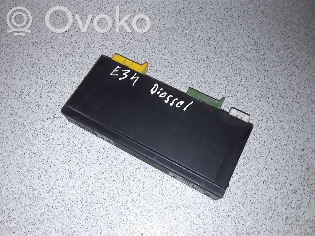 BMW 5 E34 Komforto modulis 