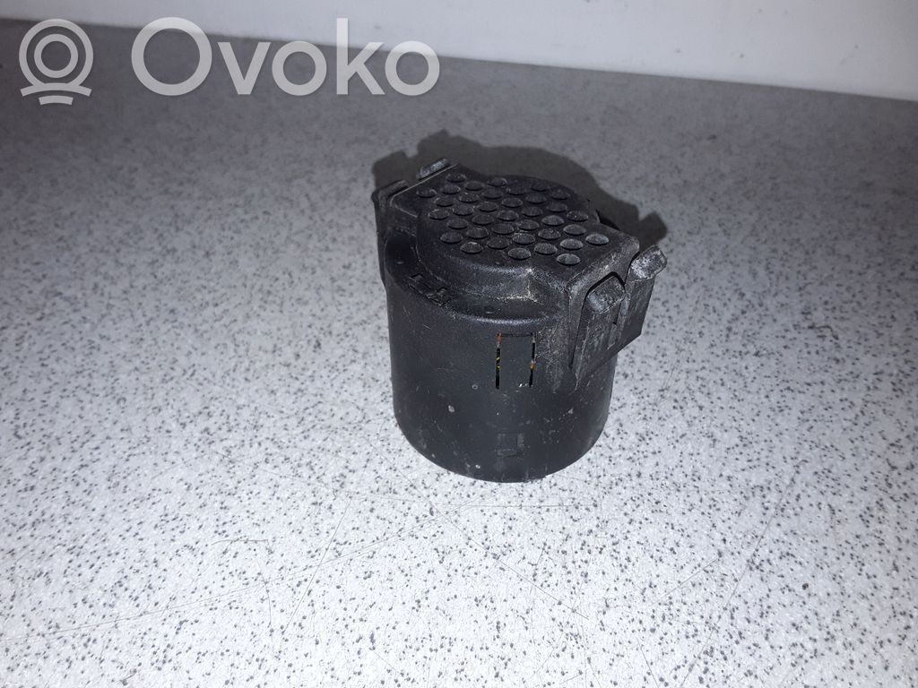 BMW 5 E34 Pysäköintitutkan anturi (PDC) 