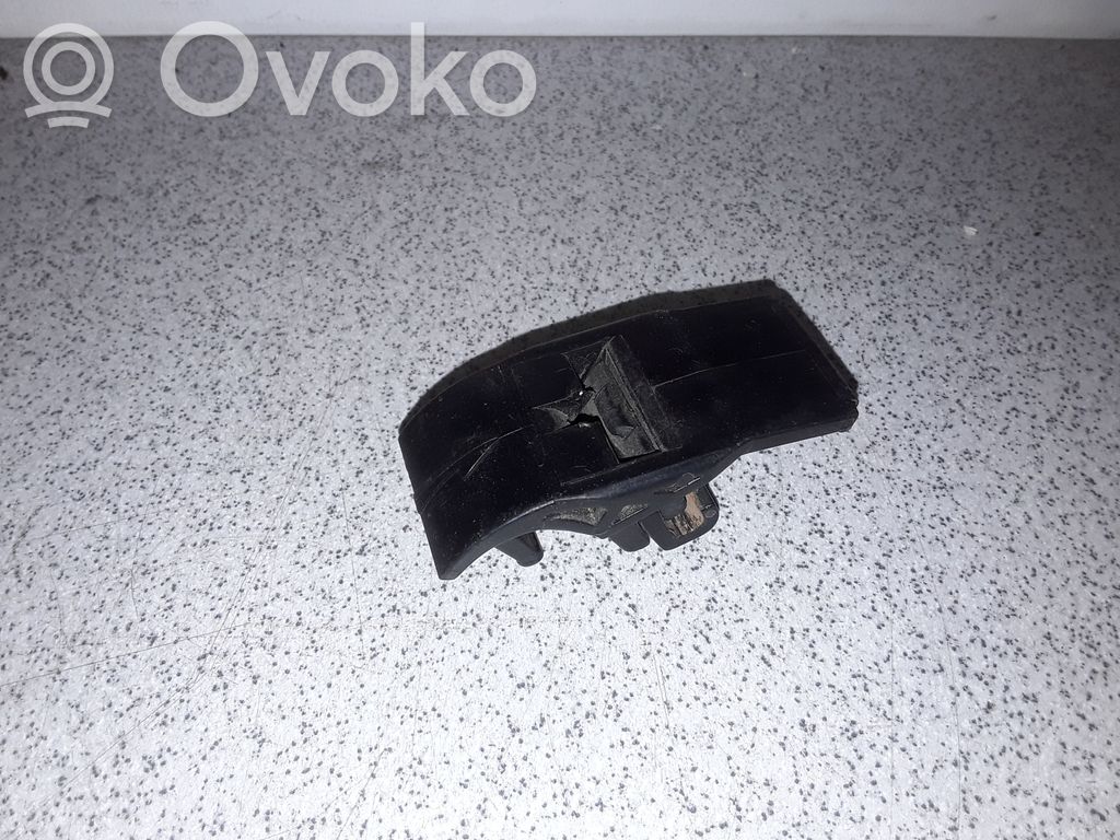 BMW 3 E36 Radiator mount bracket 