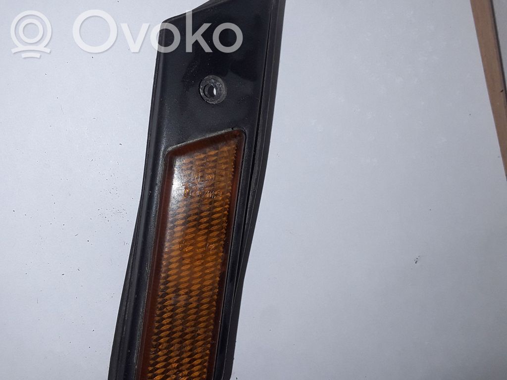 BMW 3 E36 Front fender indicator light 
