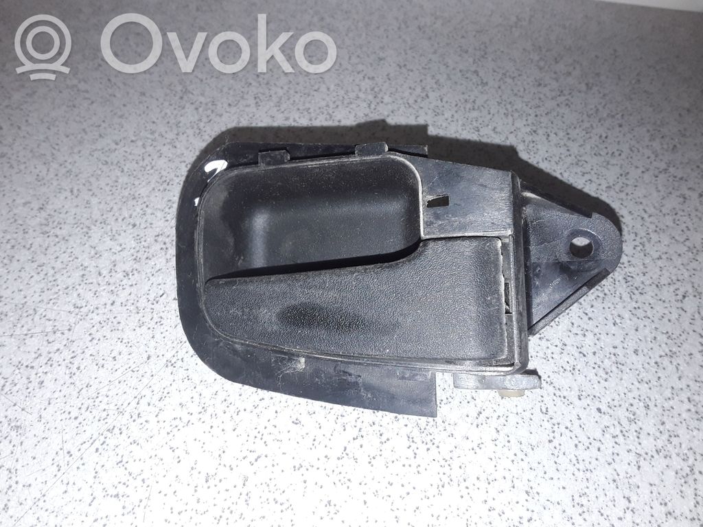 BMW 3 E36 Manecilla interna puerta delantera 