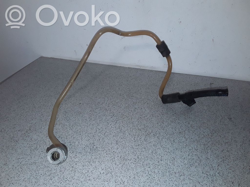 BMW 5 E60 E61 Kraftstoffleitung 