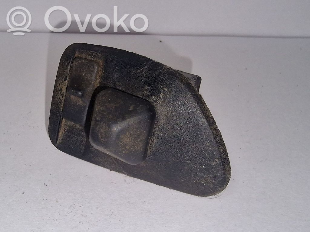 Wing mirror switch   1387287
