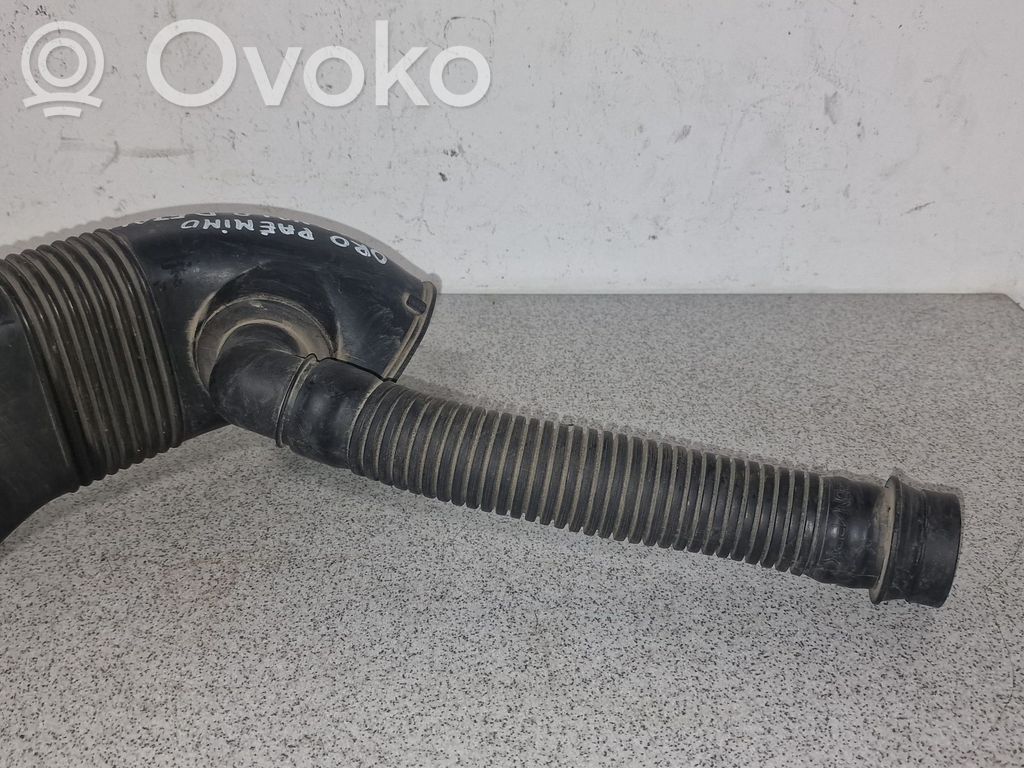 BMW 5 E39 Air intake duct part 