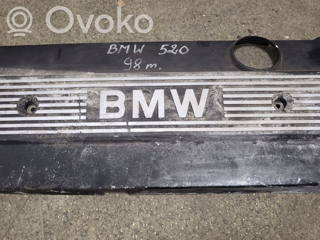BMW 5 E39 Couvercle cache moteur 