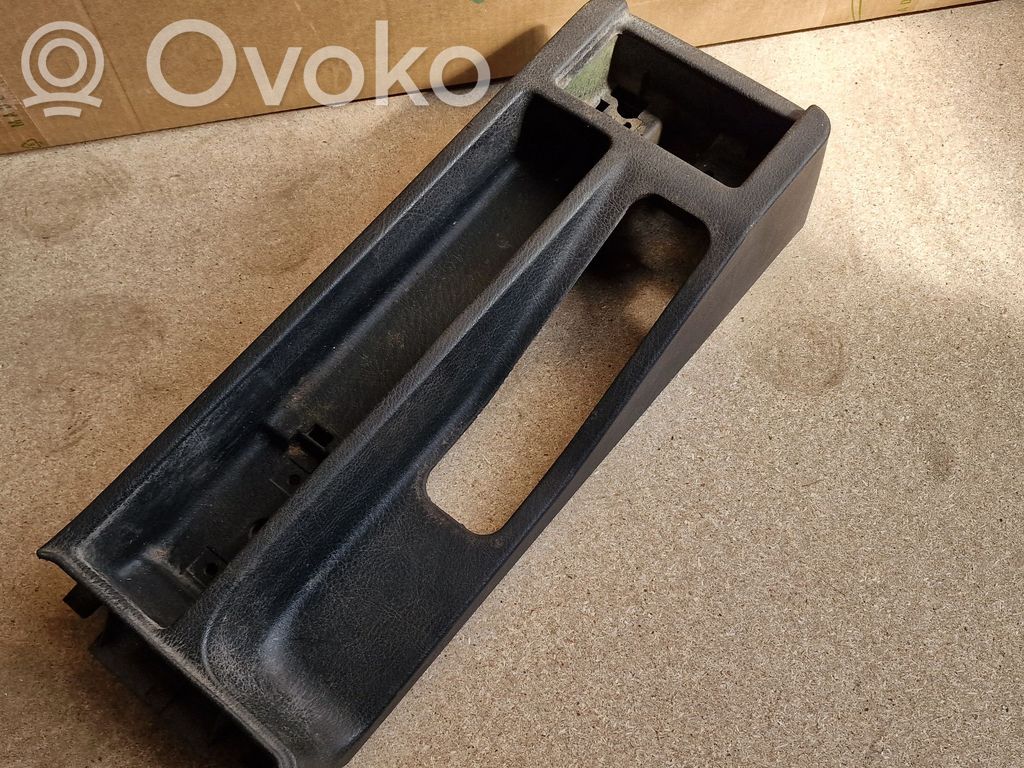 BMW 3 E36 Centrinė konsolė 
