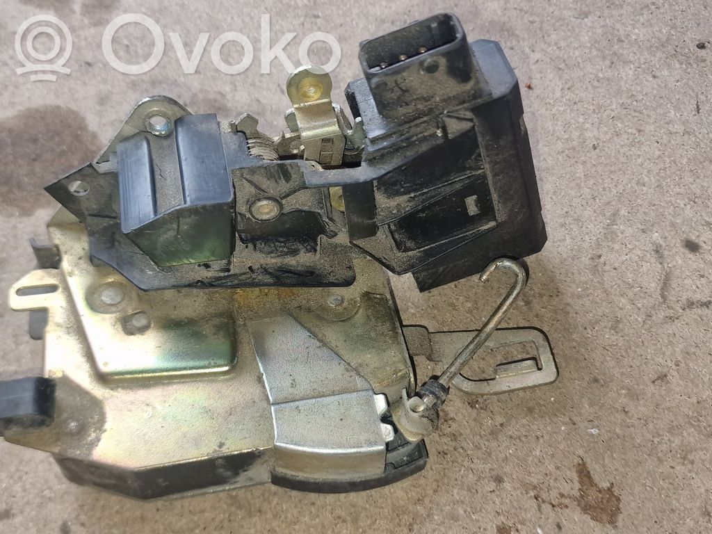 BMW 3 E36 Rear door lock 
