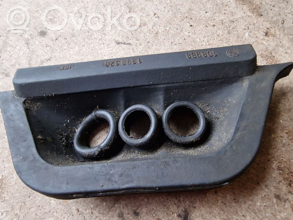 BMW 3 E36 Engine coolant pipe/hose 