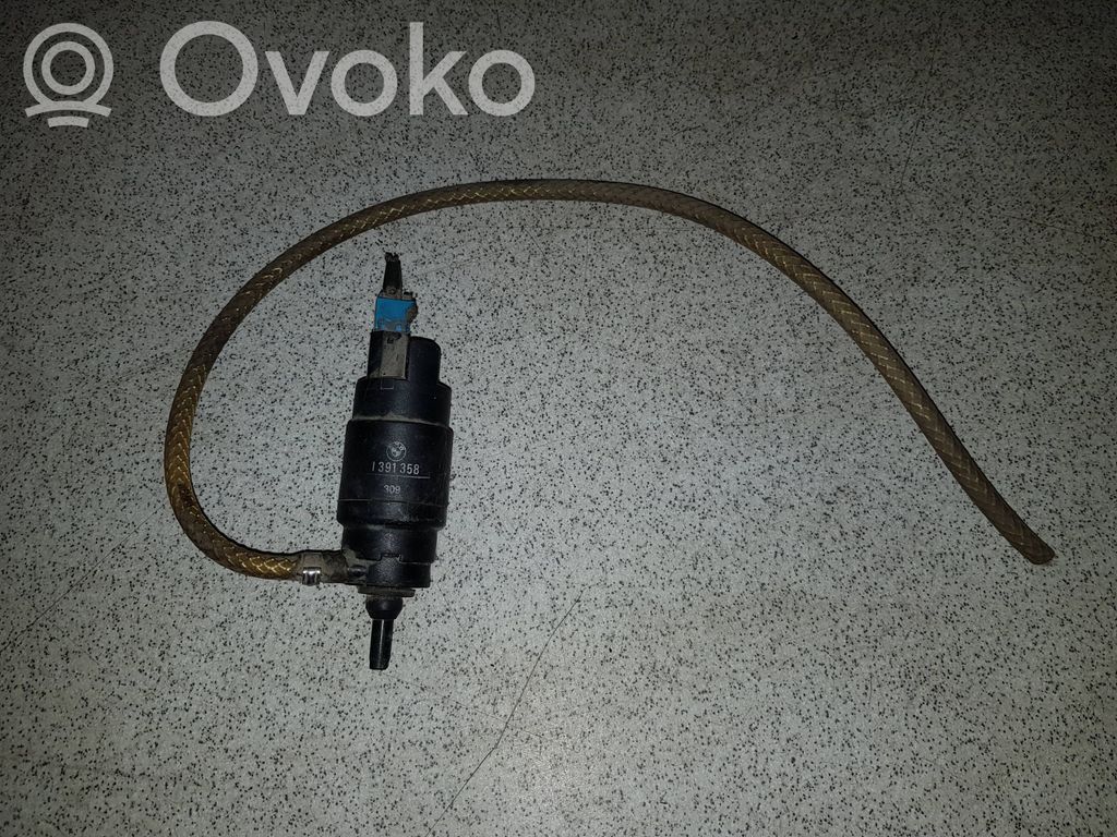 Windscreen/windshield washer pump   1391358,001380135,1378199,1380068,61661380068
