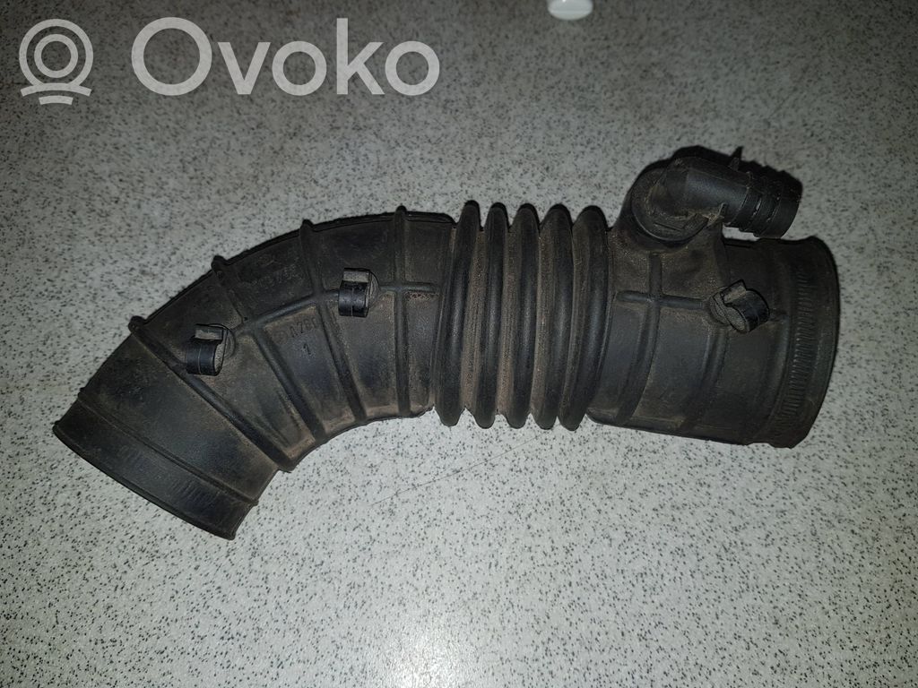 BMW 3 E30 Air intake hose/pipe 