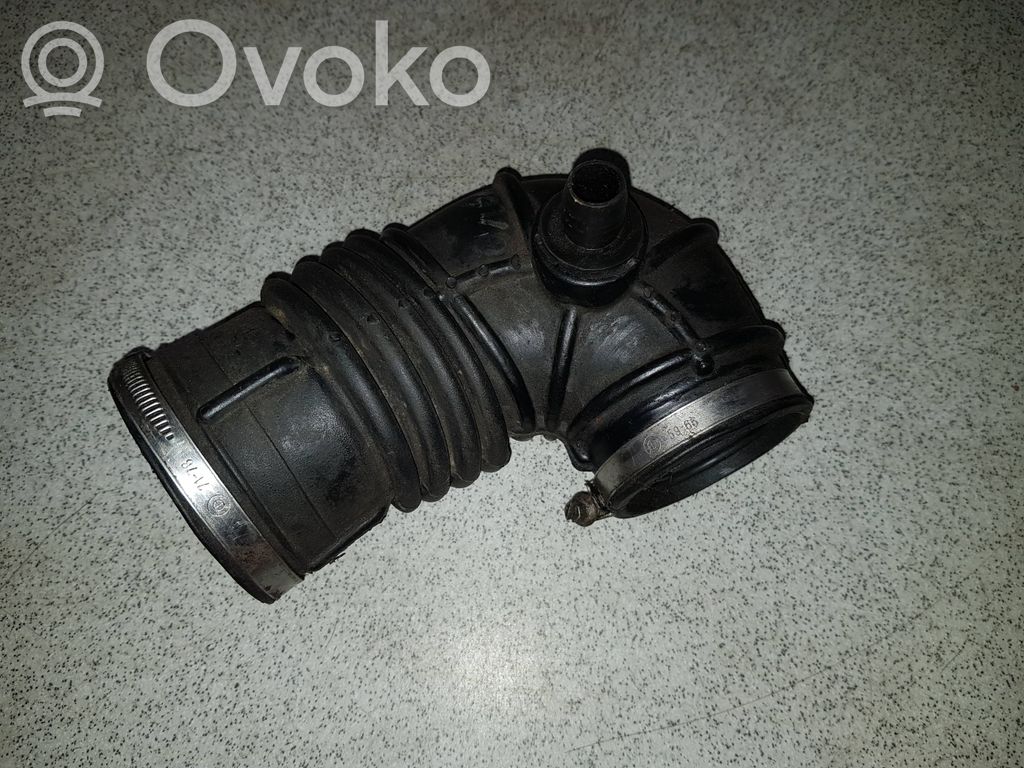 BMW 3 E30 Air intake hose/pipe 
