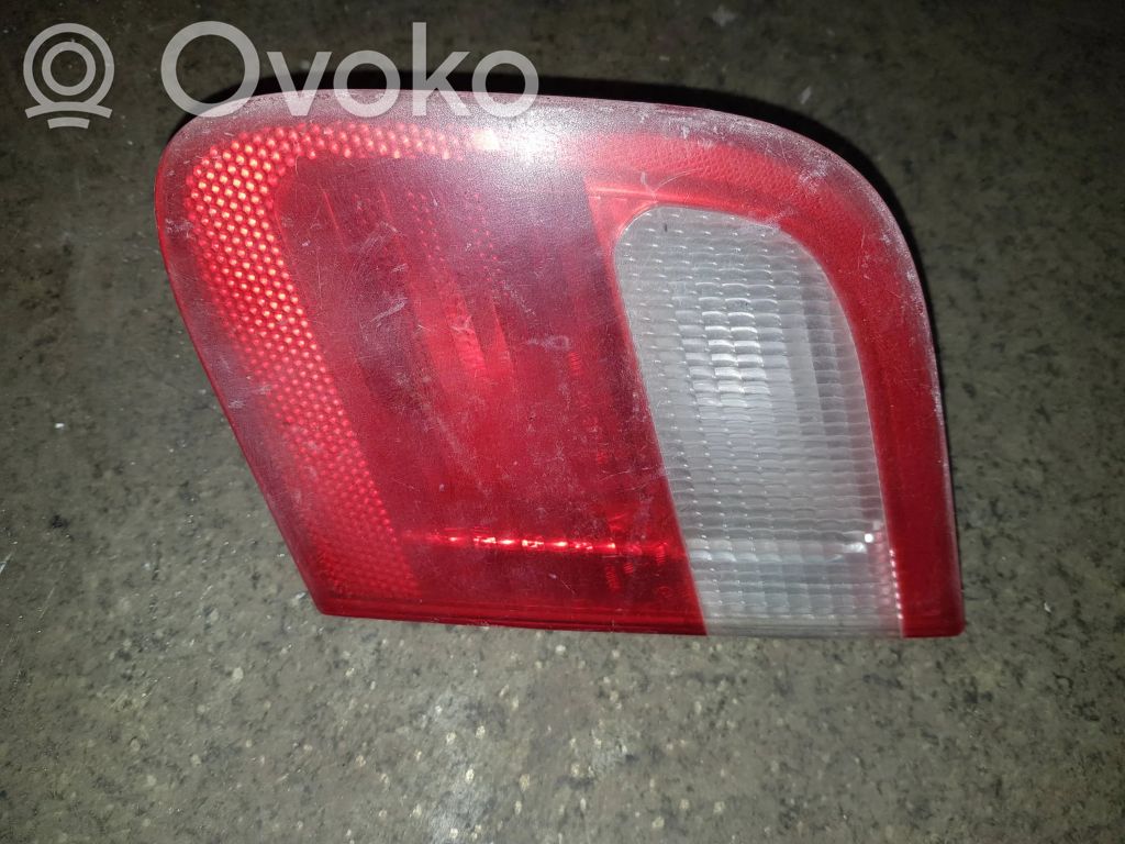 BMW 3 E46 Tailgate rear/tail lights 