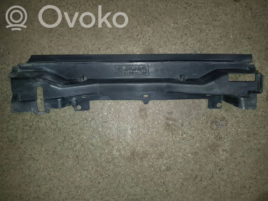 BMW 3 E46 Другая деталь отсека двигателя 