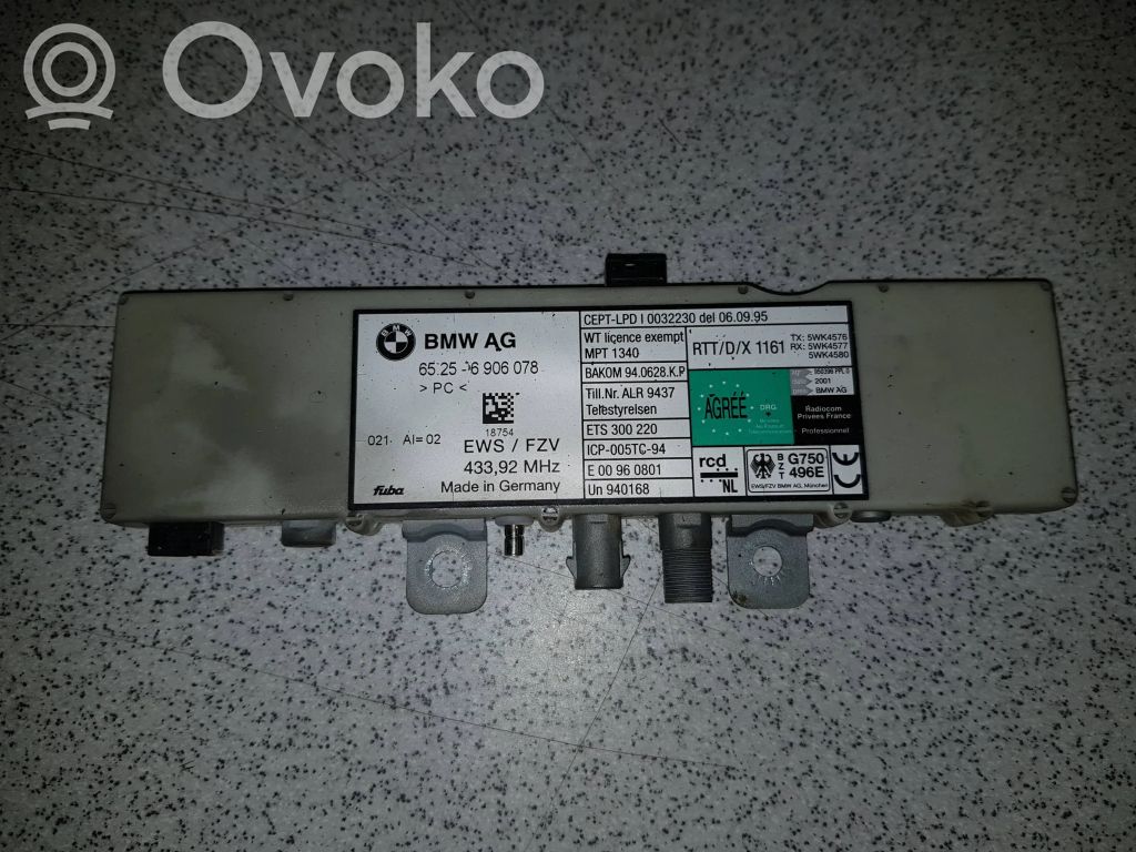 BMW 5 E39 Antenos stiprintuvas 