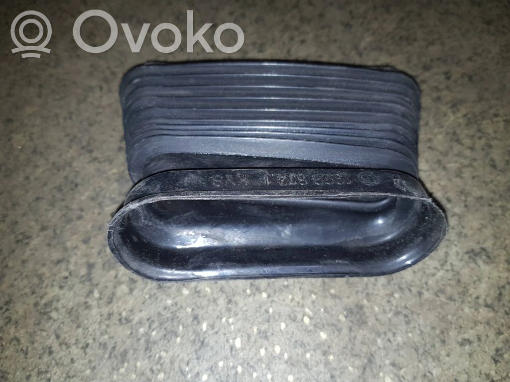 BMW 5 E34 Air intake duct part 