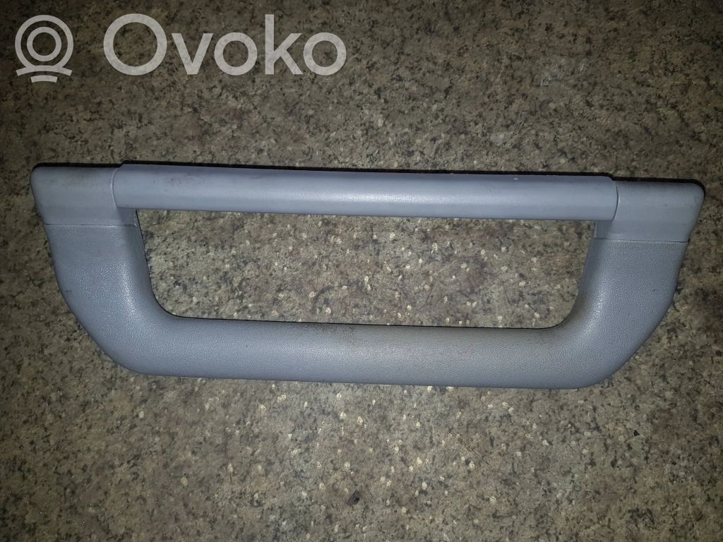 Rankenėlė galinė   8102403