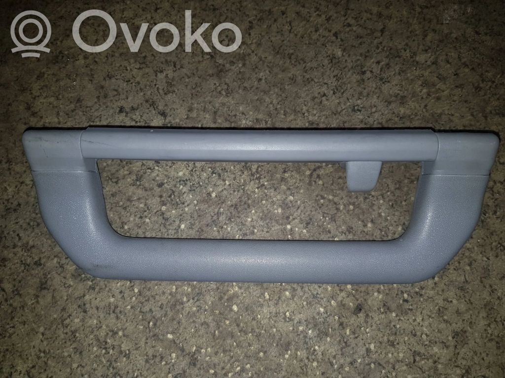 Rankenėlė galinė   8102403