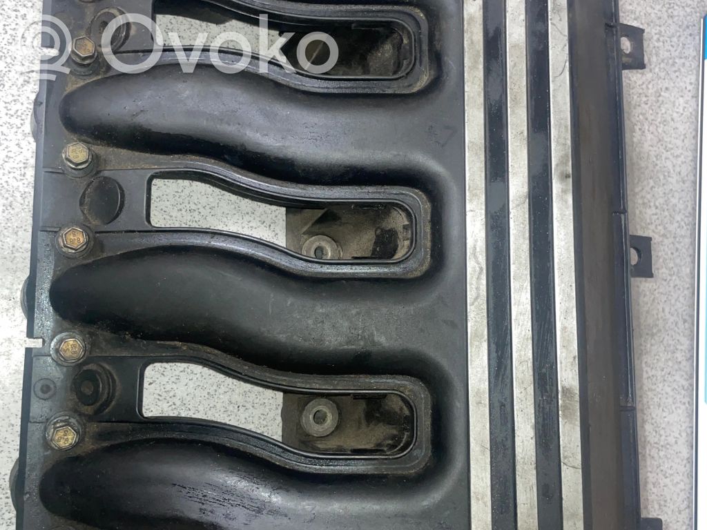 BMW 3 E46 Intake manifold 