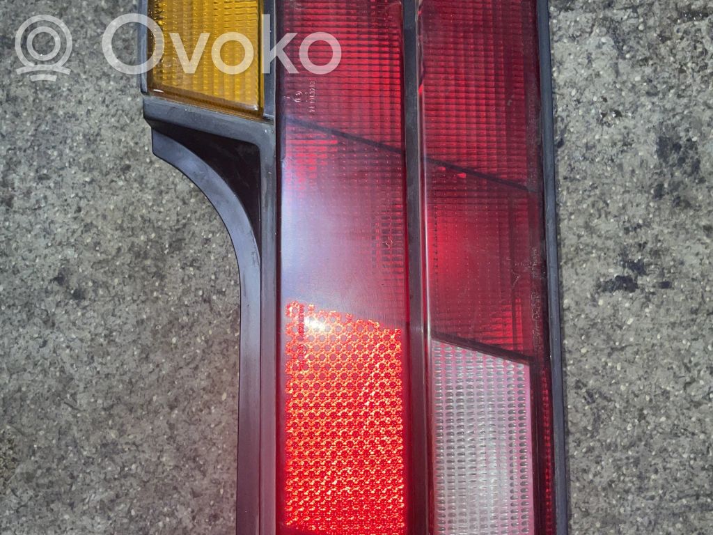BMW 7 E32 Galinis žibintas kėbule 