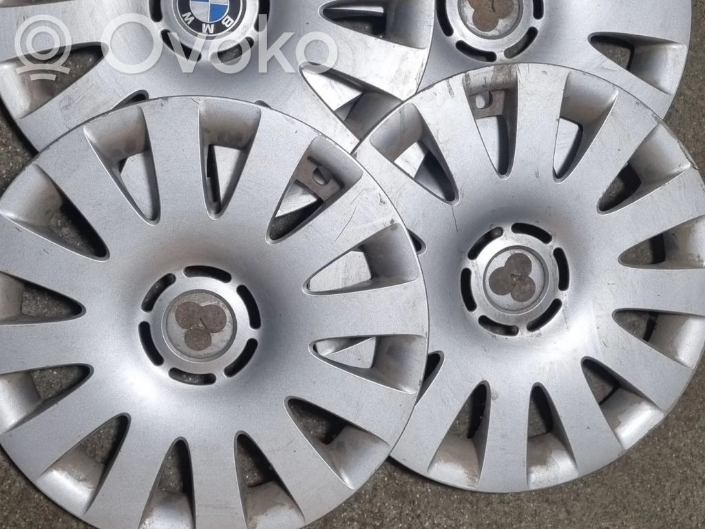 BMW 7 E32 Kołpaki oryginalne R16 