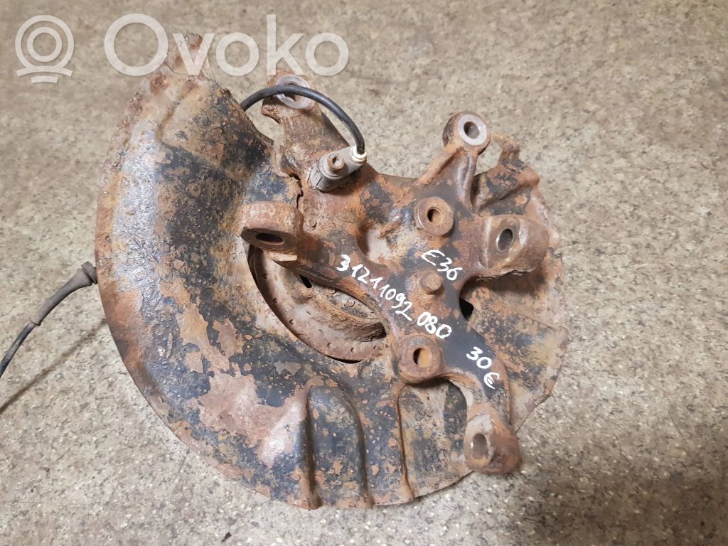 BMW 3 E36 Priekšējā riteņa rumbas vārpstas šarnīrs (stupica, capfa) 