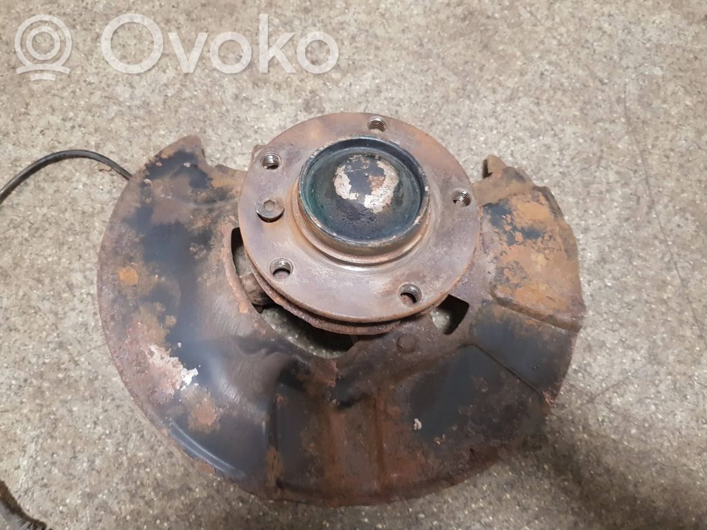 BMW 3 E36 Achsschenkel vorne 
