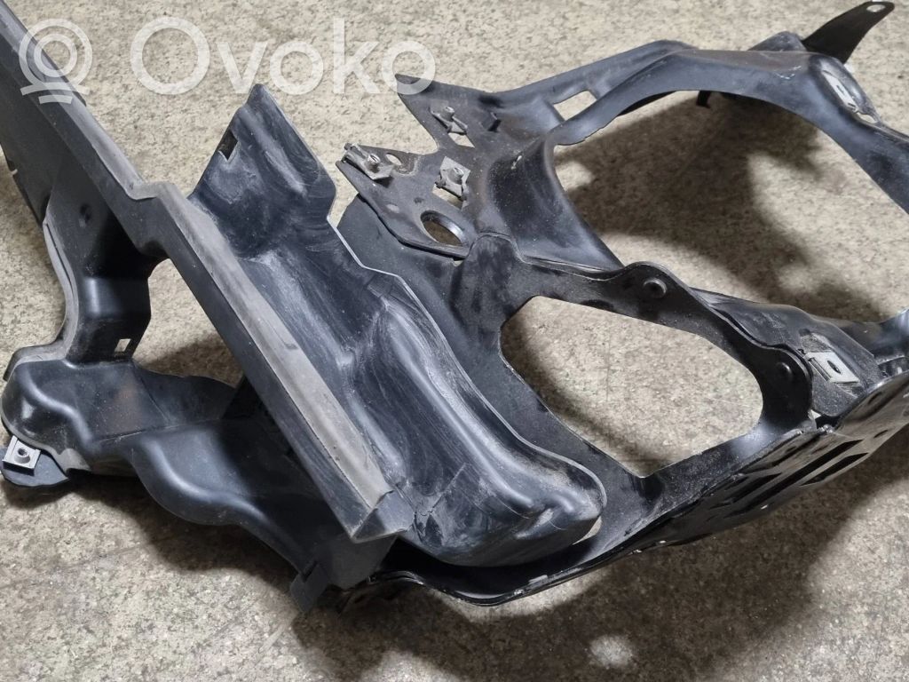 BMW 7 E65 E66 Headlight/headlamp mounting bracket 