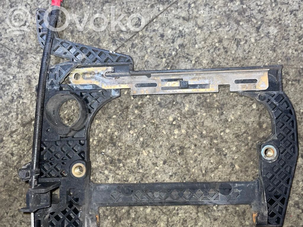 BMW 5 E39 Front door exterior handle/bracket 