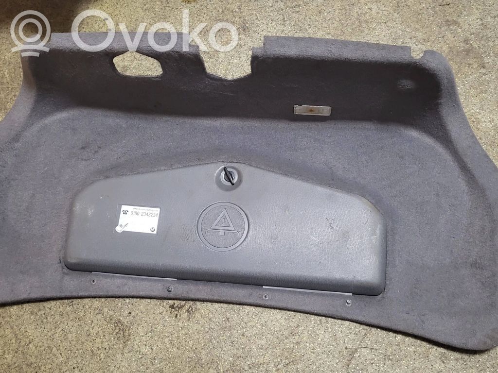 BMW 7 E38 Įrankių daiktadėžė 