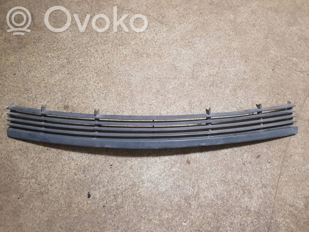 BMW 3 E36 Parachoques delantero 