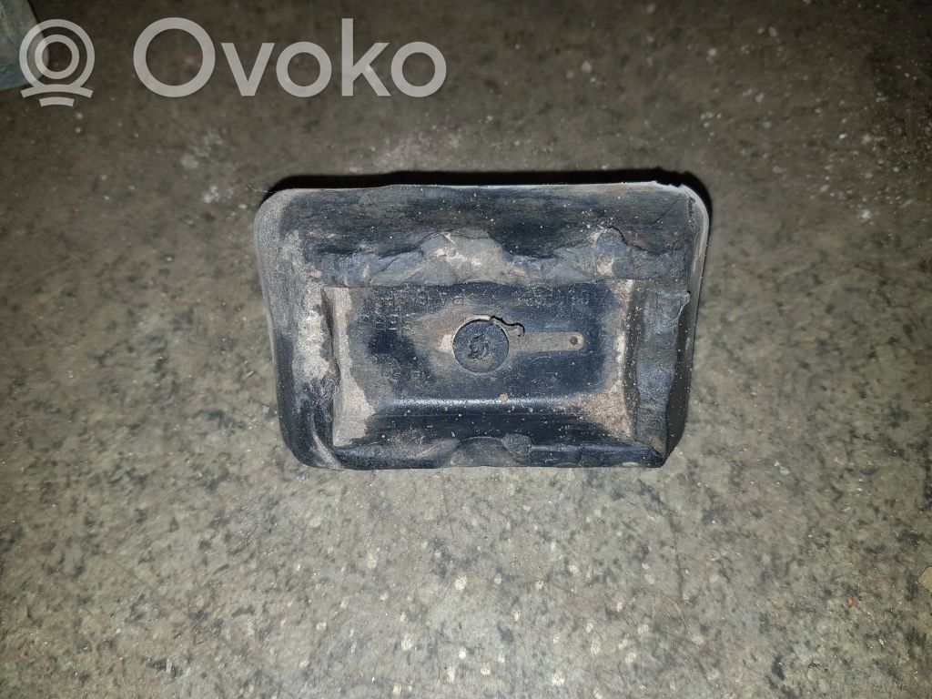 BMW 5 E39 Jacking socket point 