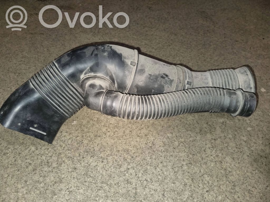 BMW 5 E60 E61 Air intake duct part 