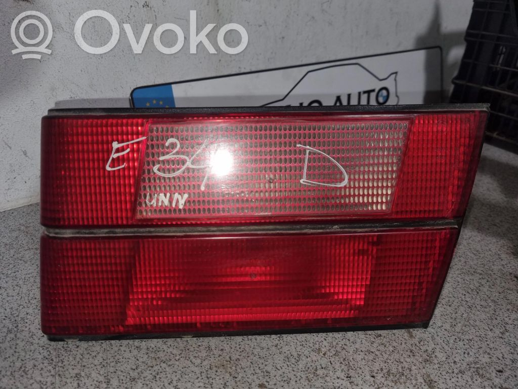 BMW 5 E34 Tailgate rear/tail lights 