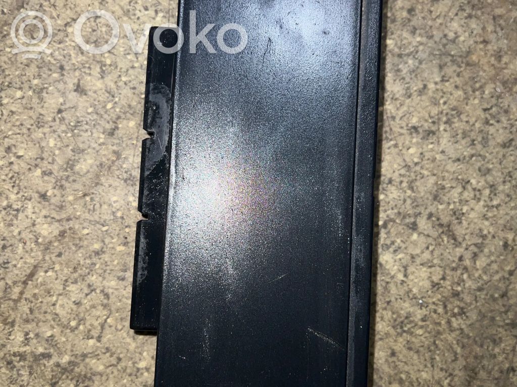 BMW 5 E34 Komforto modulis 