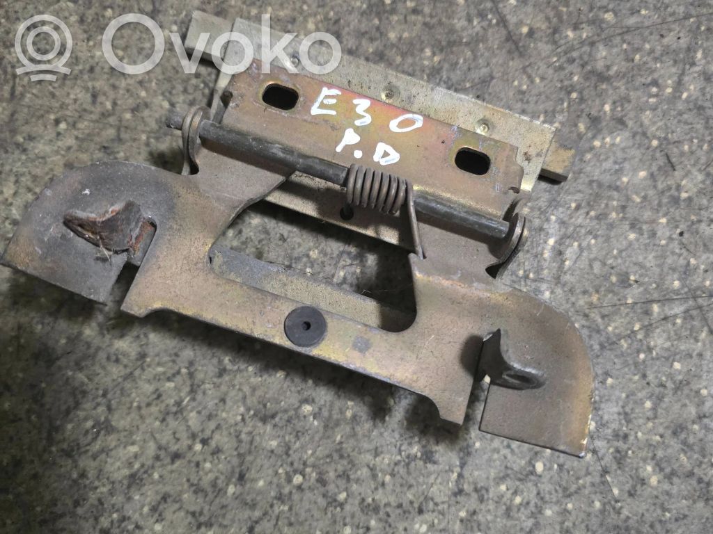 BMW 3 E30 Manecilla externa puerta delantera 