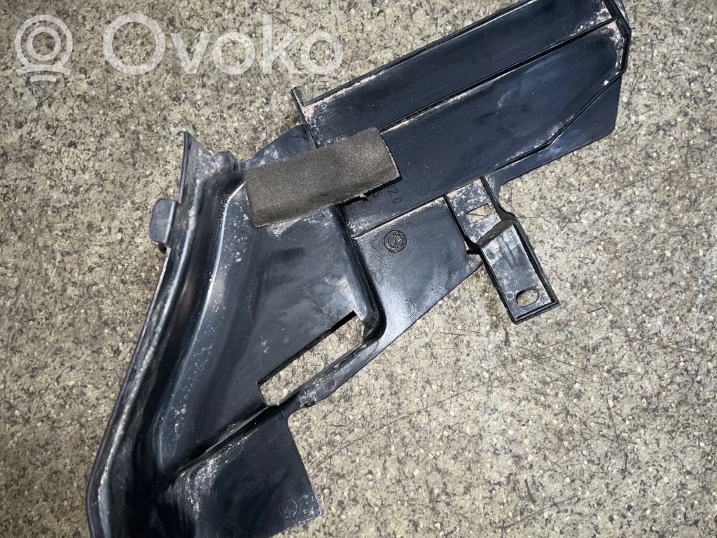 Centre console side trim front   1906932