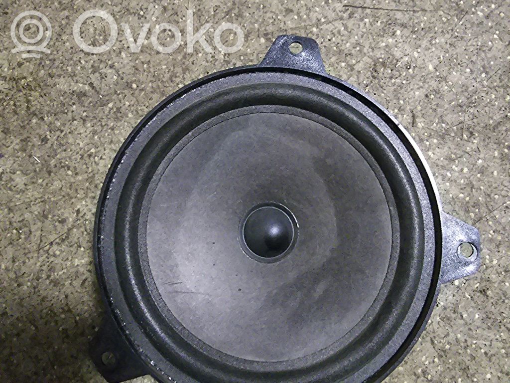 BMW 3 E46 Altavoz de la puerta delantera 