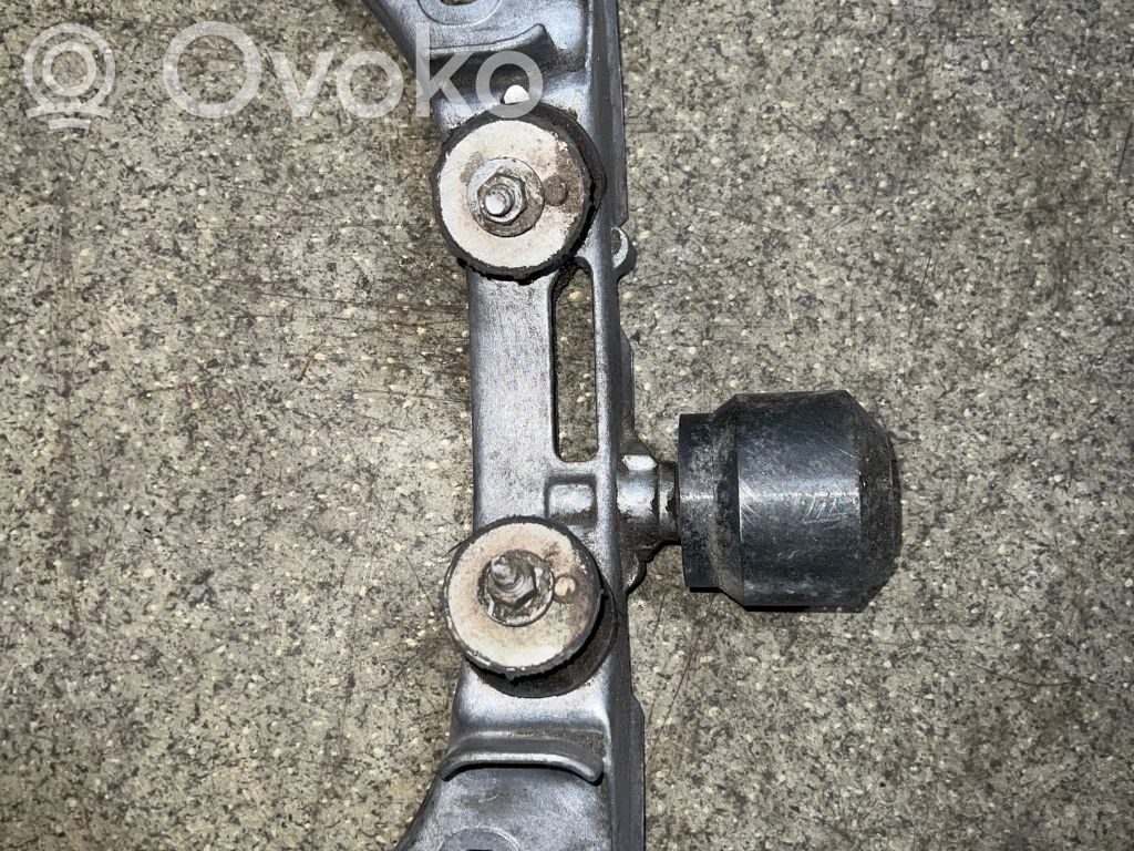 BMW 7 E38 Gearbox mounting bracket 