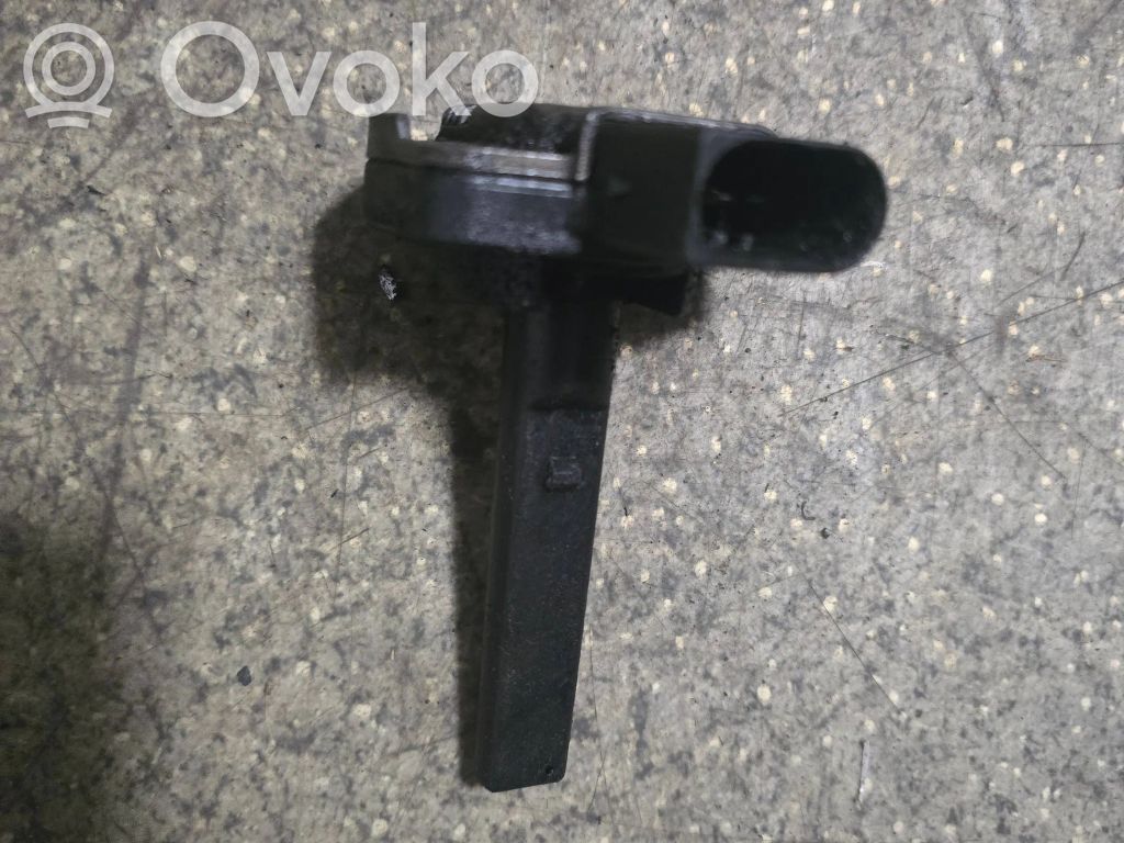 BMW 5 E39 Oil level sensor 