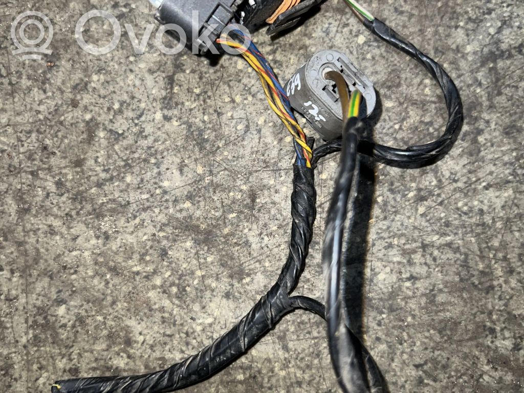 BMW 5 E39 Tail light part 