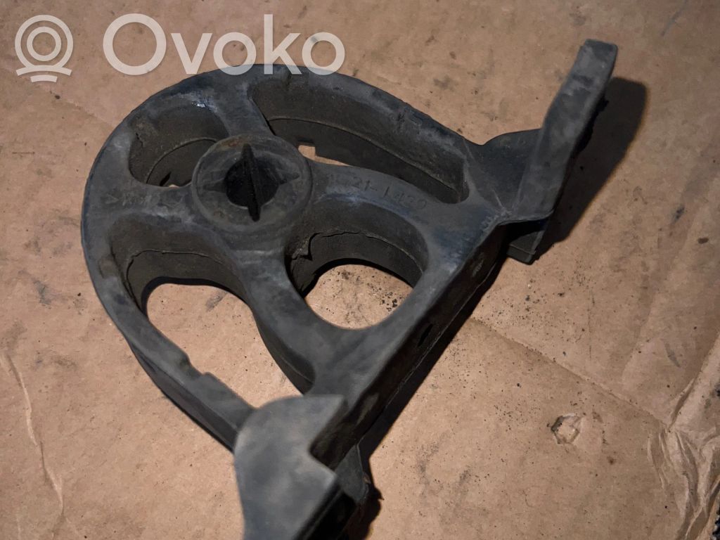 BMW X5 E53 Muffler mount bracket/holder 