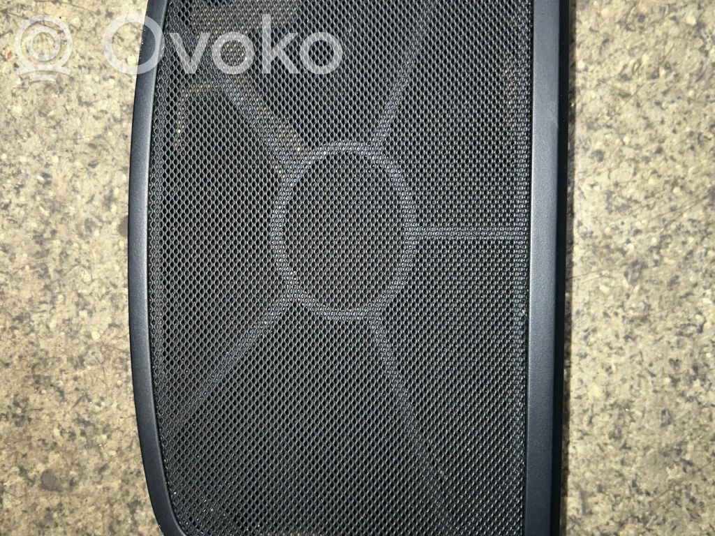 BMW X5 E70 Centrinio garsiakalbio apdaila 