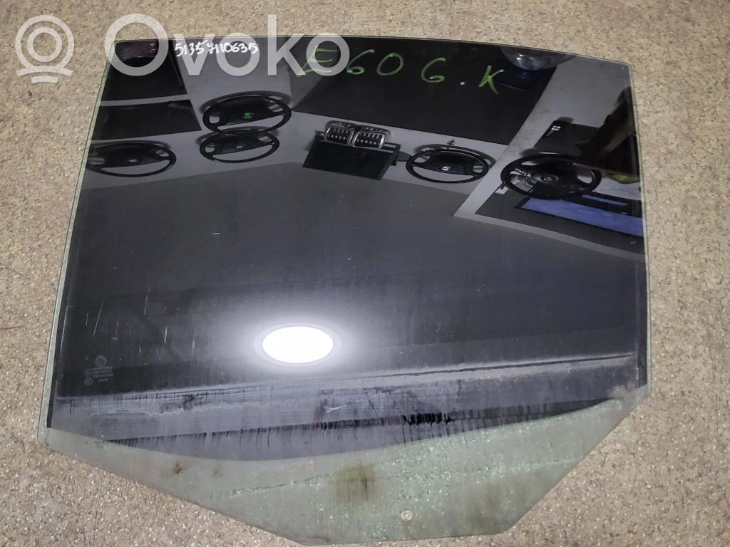 BMW 5 E60 E61 aizmugurējo durvju stikls 