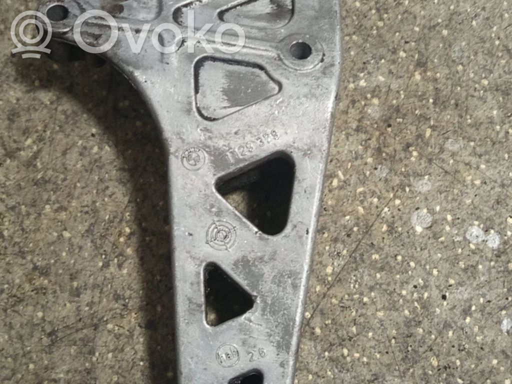 BMW 7 E32 Engine mounting bracket 
