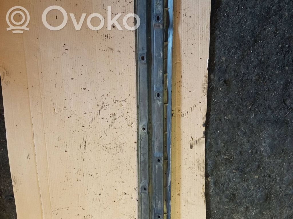 BMW 5 E39 Šoninė dugno apsauga 