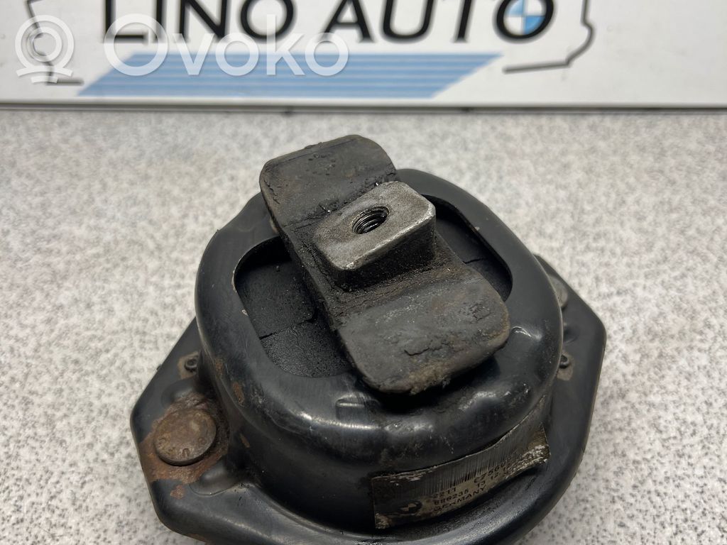 BMW 7 E65 E66 Engine mount bracket 