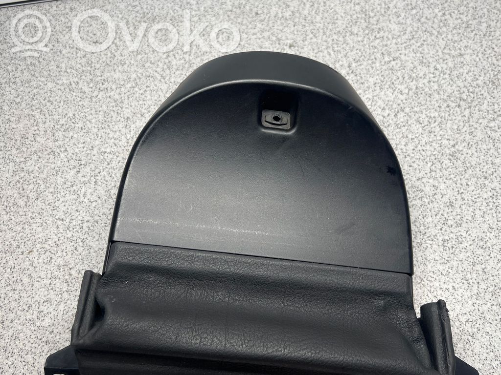 BMW 5 E39 Vairo ašies apdaila 