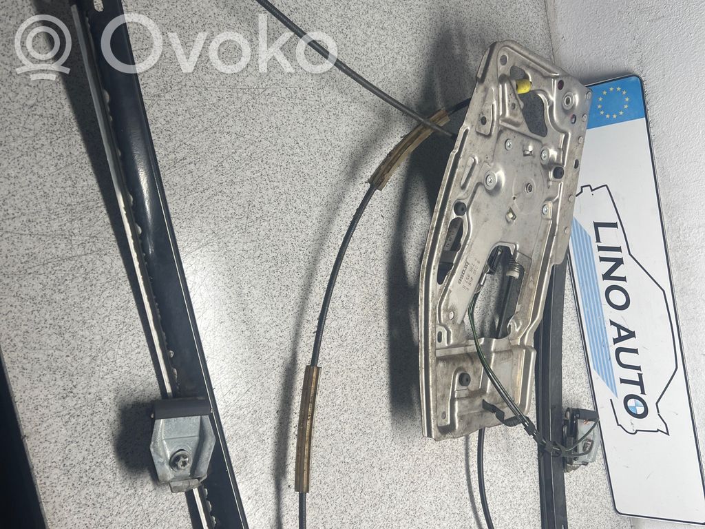 BMW 5 E39 Macara ușă față cu motor 