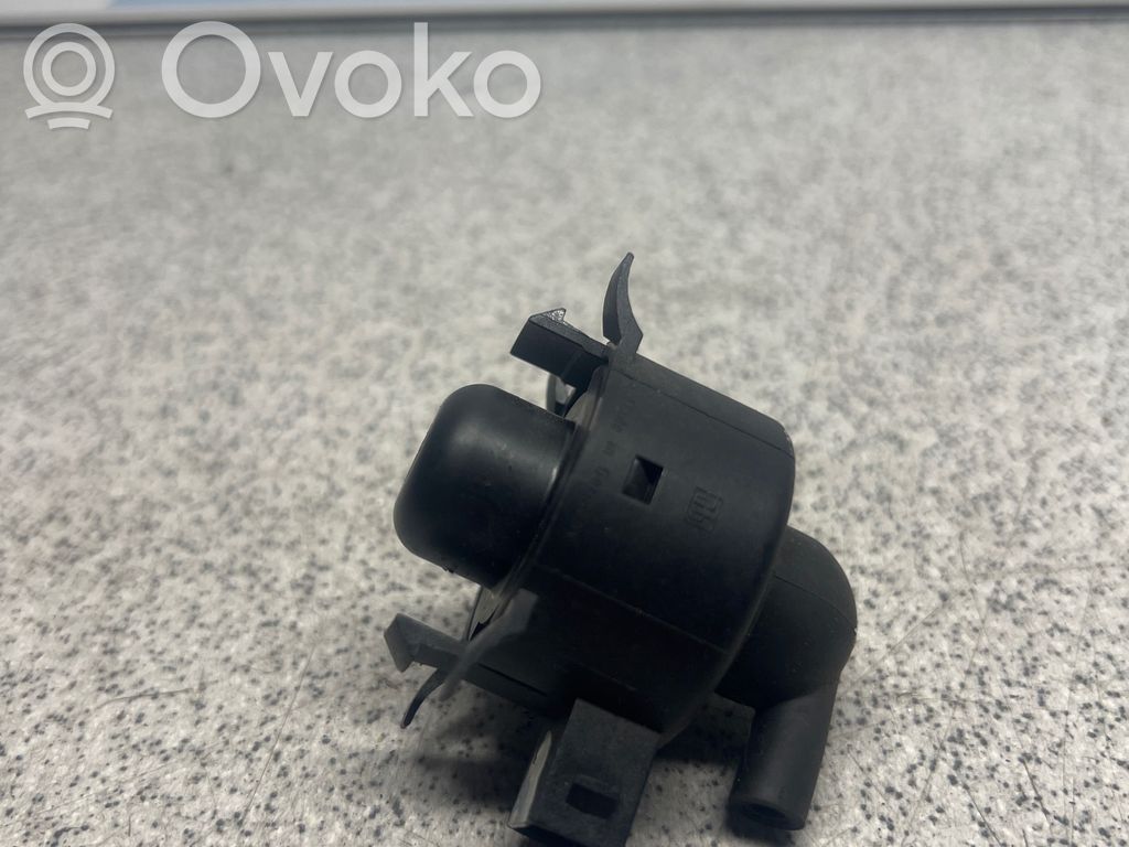 BMW 5 E39 Interior temperature sensor 